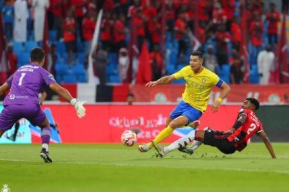 كريستيانو رونالدو يفاجئ ميسي قبل مواجهة النصر وإنتر ميامي في كأس موسم الرياض