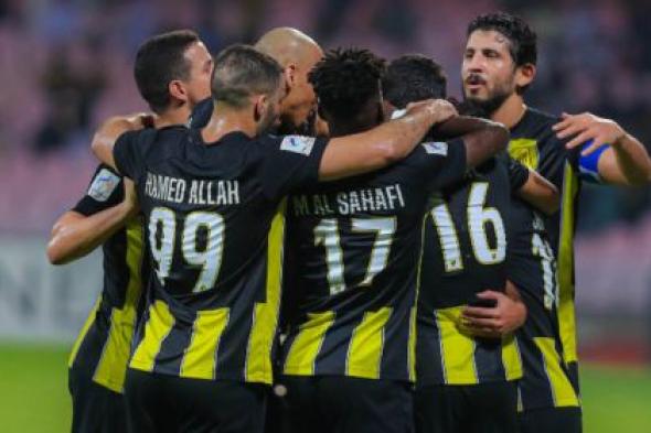 كريم بنزيما يكشف حقيقة خلافه مع مدرب الاتحاد