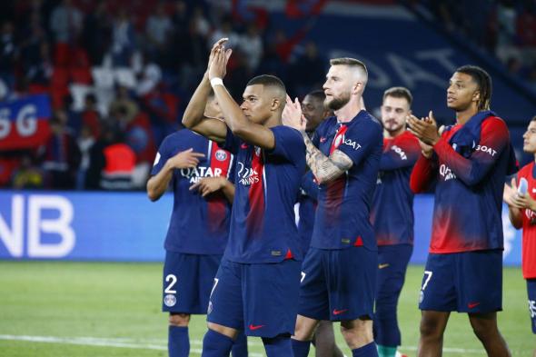 باريس سان جيرمان يفقد لاعب هام قبل مواجهة برشلونة في دوري أبطال أوروبا